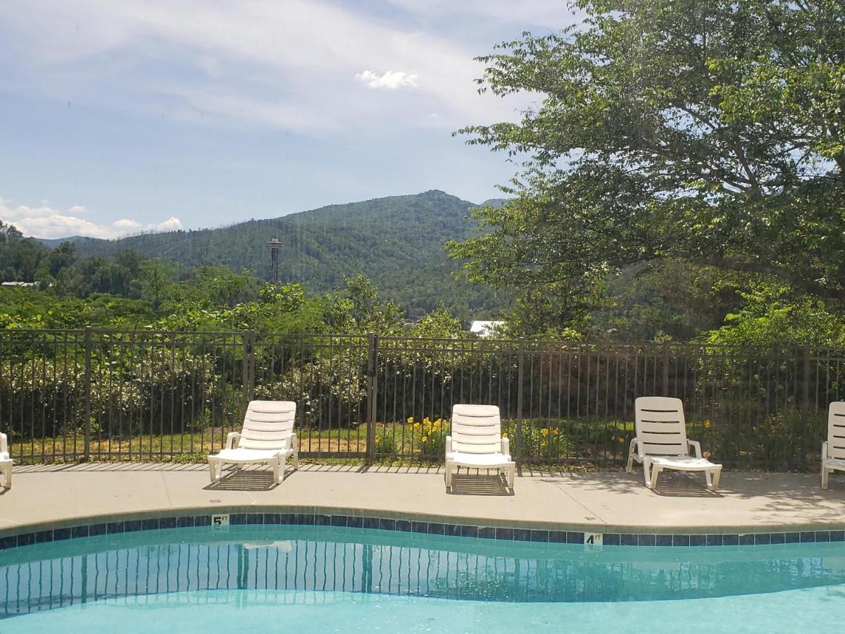 Gatlinburg Chateau Condo 302 Bagian luar foto