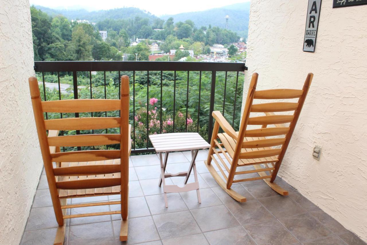Gatlinburg Chateau Condo 302 Bagian luar foto