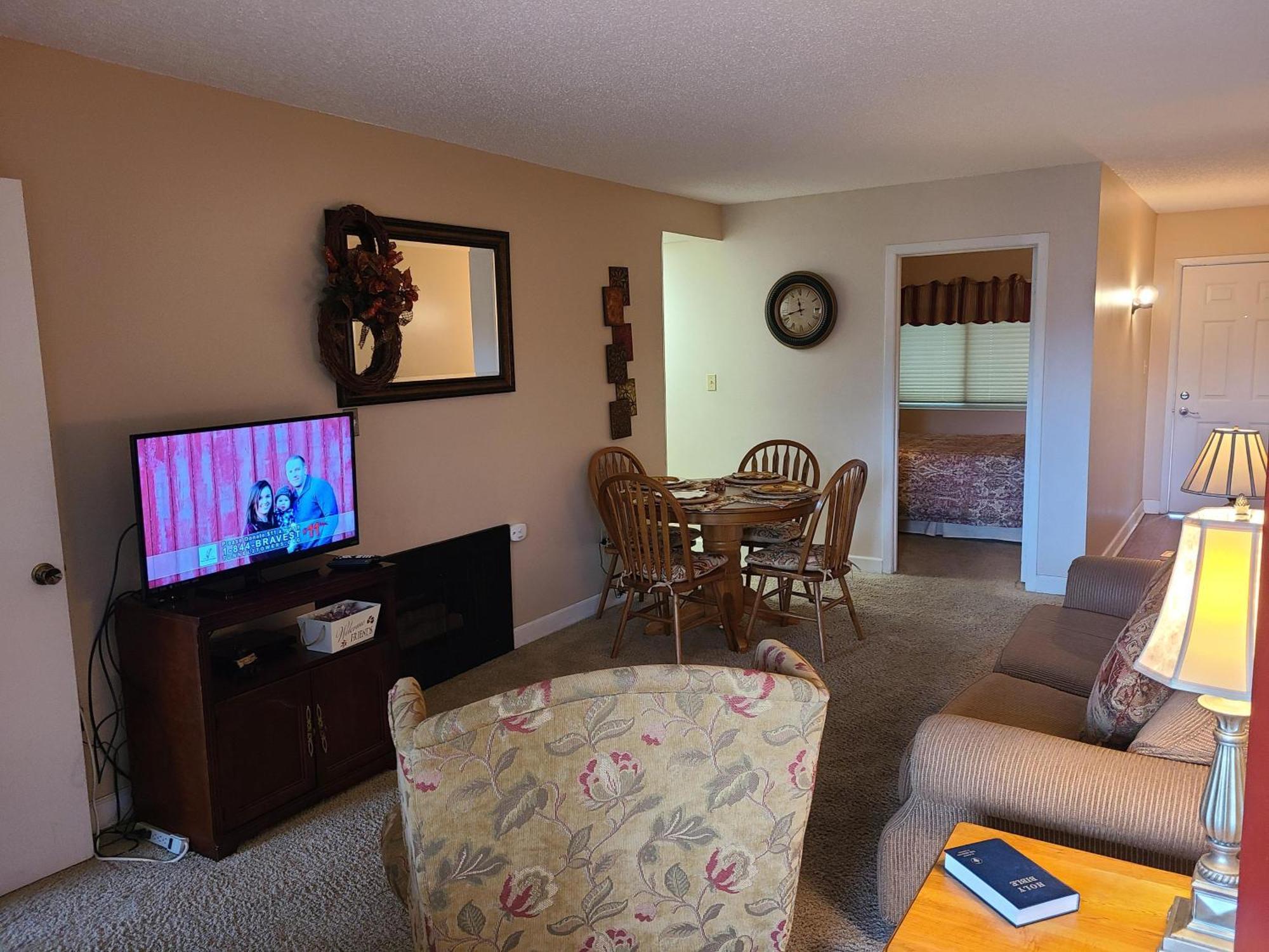 Gatlinburg Chateau Condo 302 Bagian luar foto
